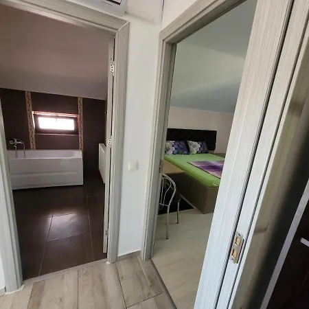 Ferienhaus Tei House Năvodari